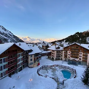 arc-1950-appartement-avec-vue-imprenable-sur-le-mont-blanc.hotels-rhonealpes.com/